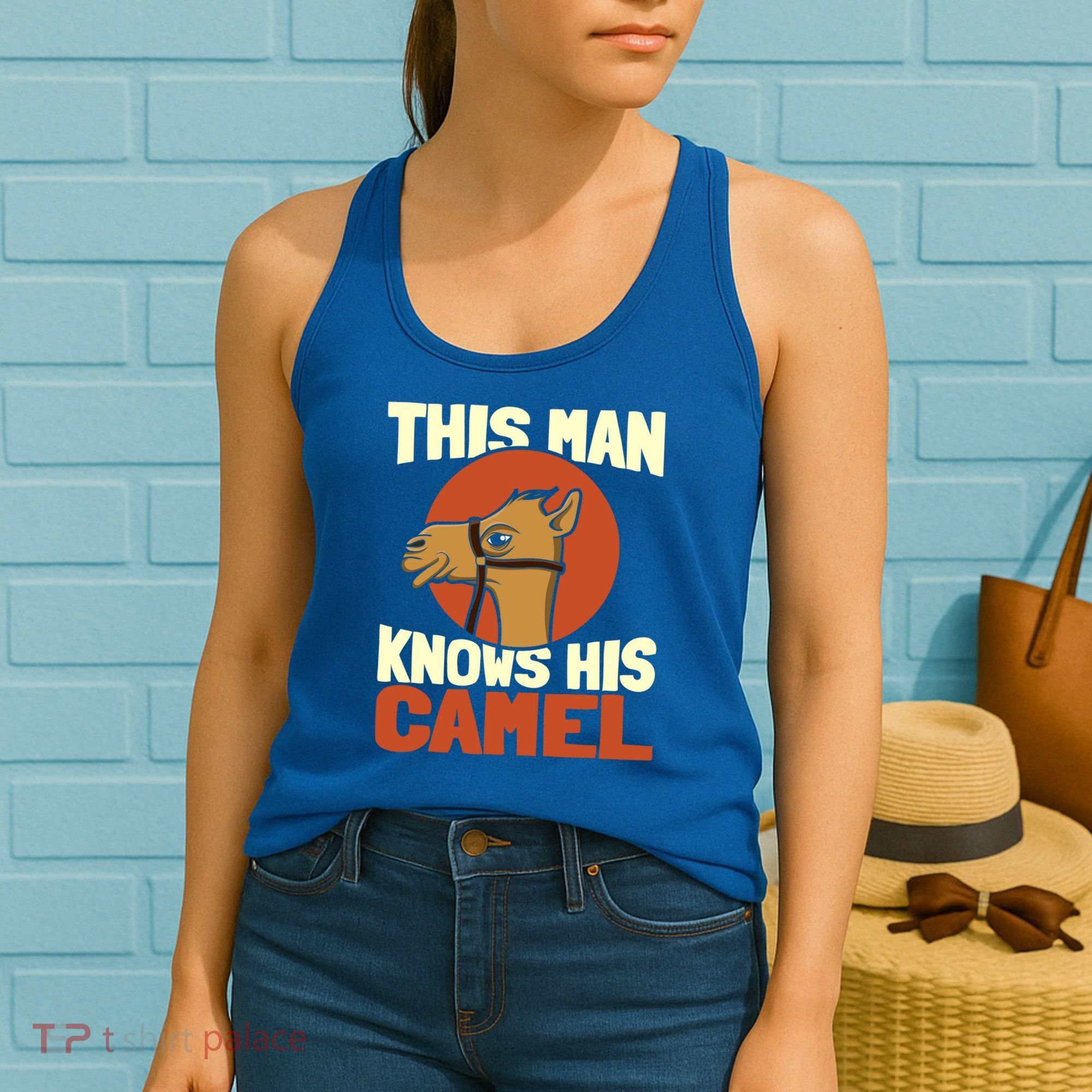 This Knows His Camels Gift Dromedary Dessert Camel Funny Gift Women's Tank Top