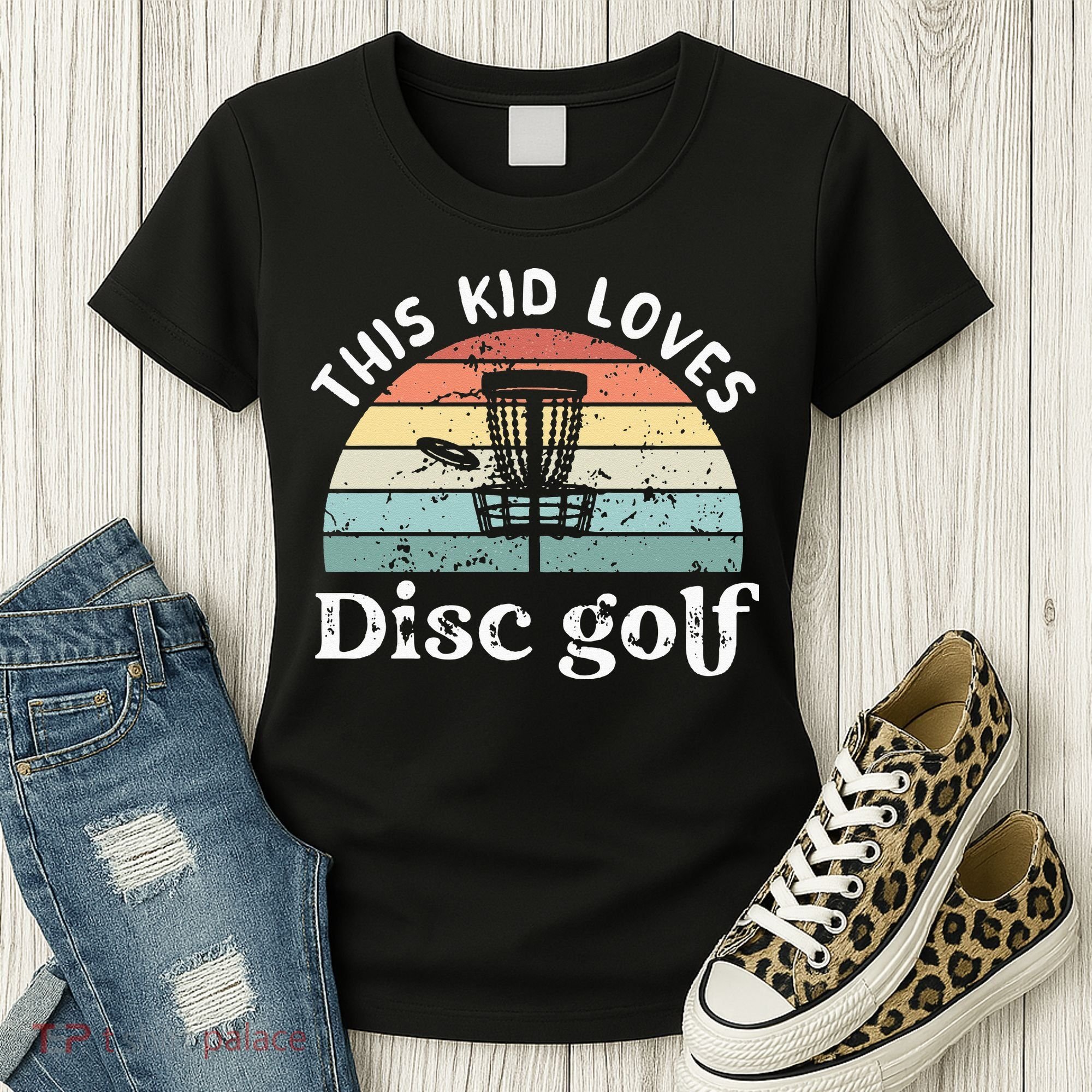 This loves Disc golf Women's T-Shirt
