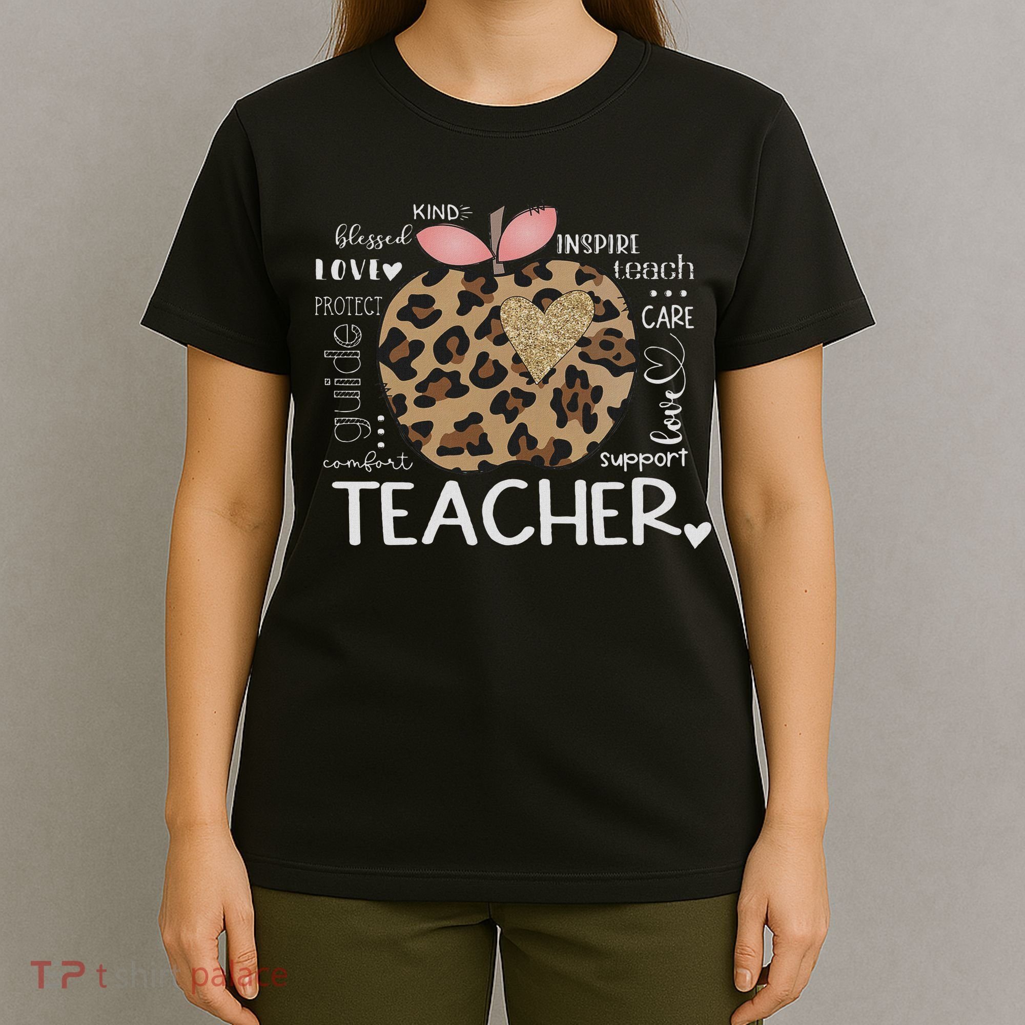 Teacher Life Leopard Apple Teacher's Day Back To School T-Shirt