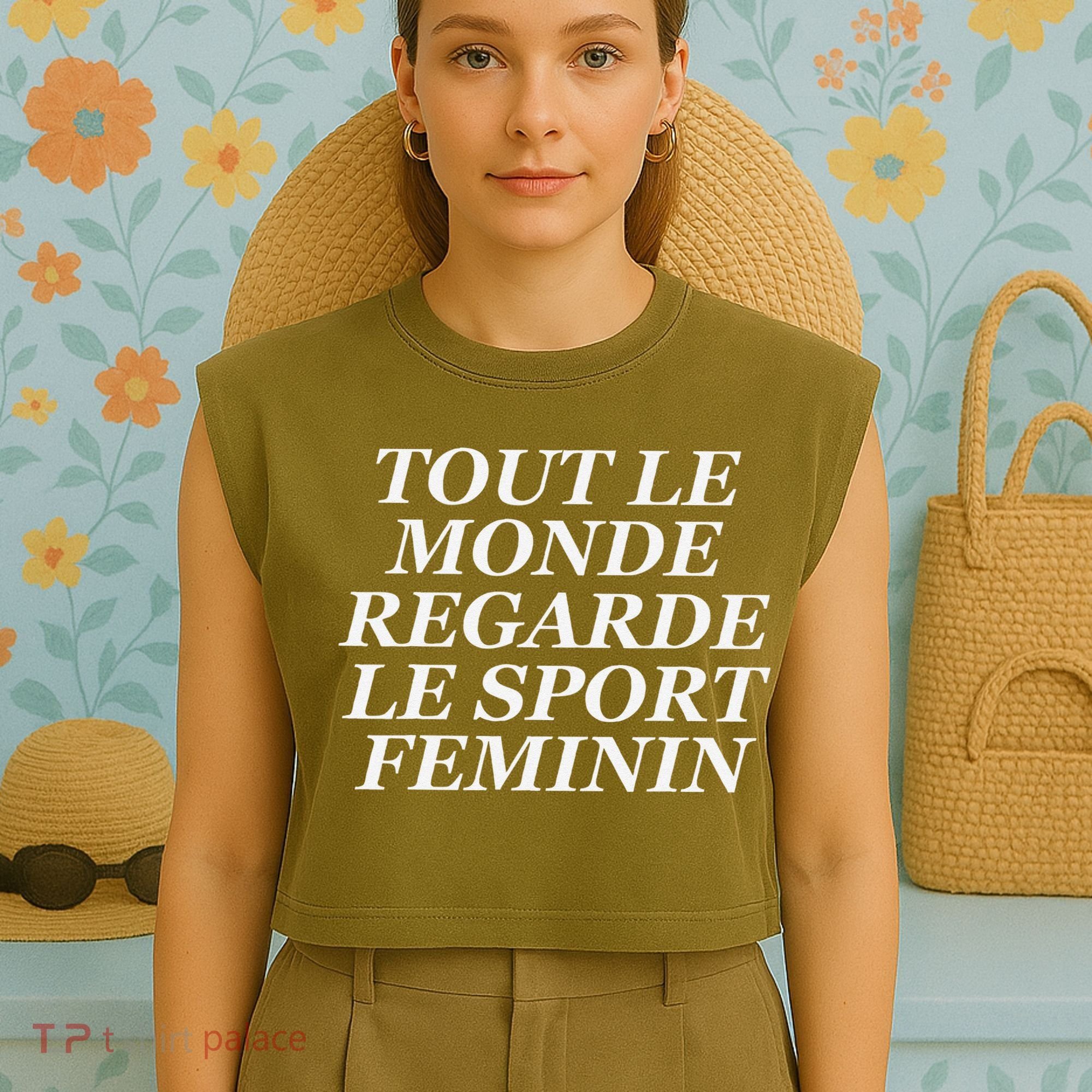 Tout Le Monde Regarde Le Sport Feminin Garment-Dyed Women's Muscle Tee