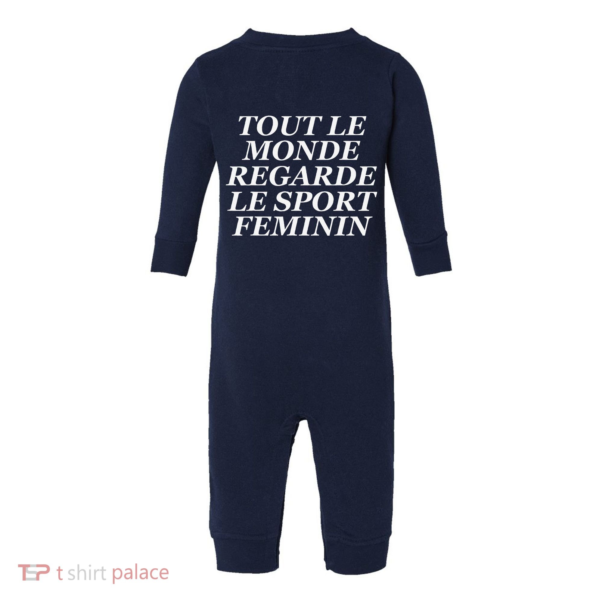 Tout Le Monde Regarde Le Sport Feminin Infant Fleece One Piece