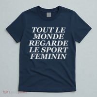 Tout Le Monde Regarde Le Sport Feminin T-Shirt thumb 5