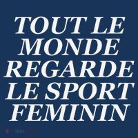 Tout Le Monde Regarde Le Sport Feminin Women's Hoodie thumb 2