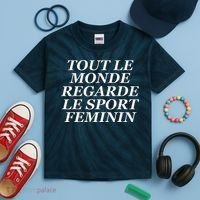 Tout Le Monde Regarde Le Sport Feminin Kids Tie-Dye T-Shirt thumb 2