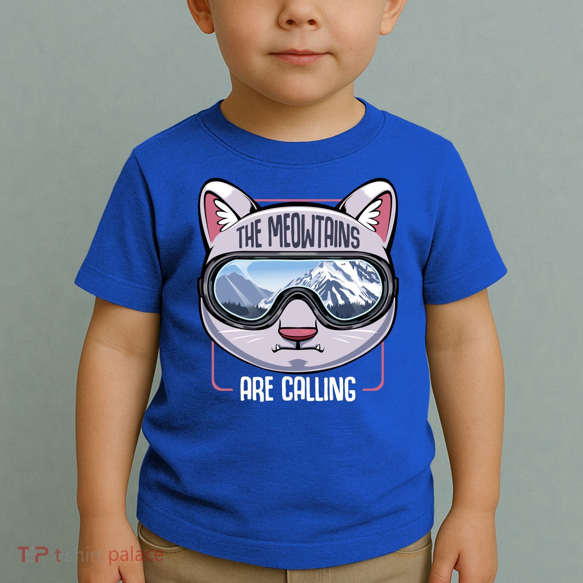 The Meowtains Are Calling Ski Snowboard Skiing Snowboarding Gift Toddler T-Shirt
