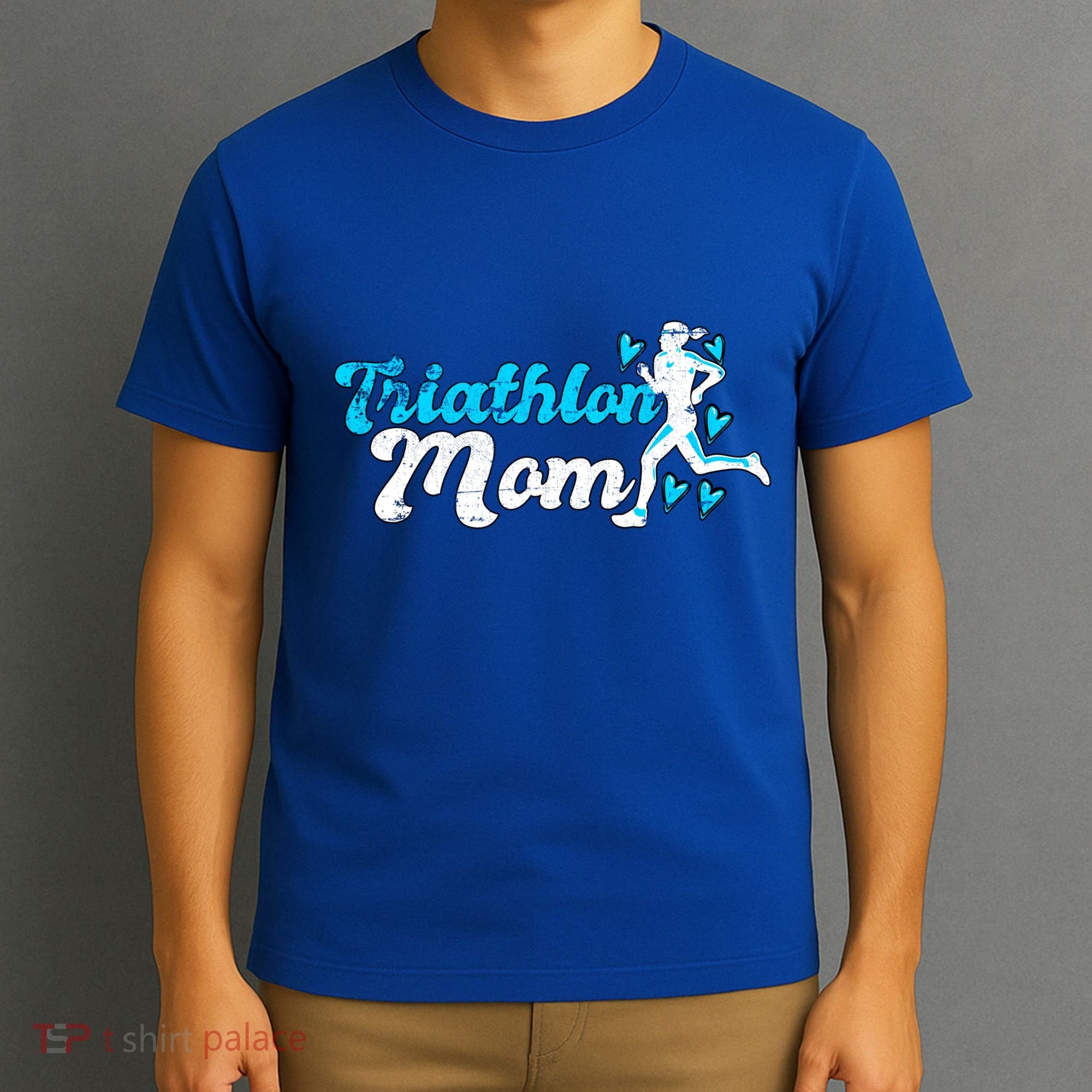 Triathlon Mom For Triathletes Mother Grunge Gift T-Shirt