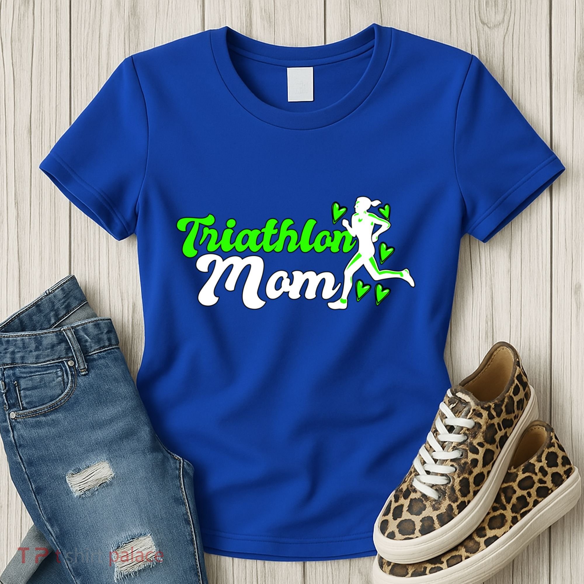 Triathlon Mom For Triathletes Mother Cute Gift Women's T-Shirt