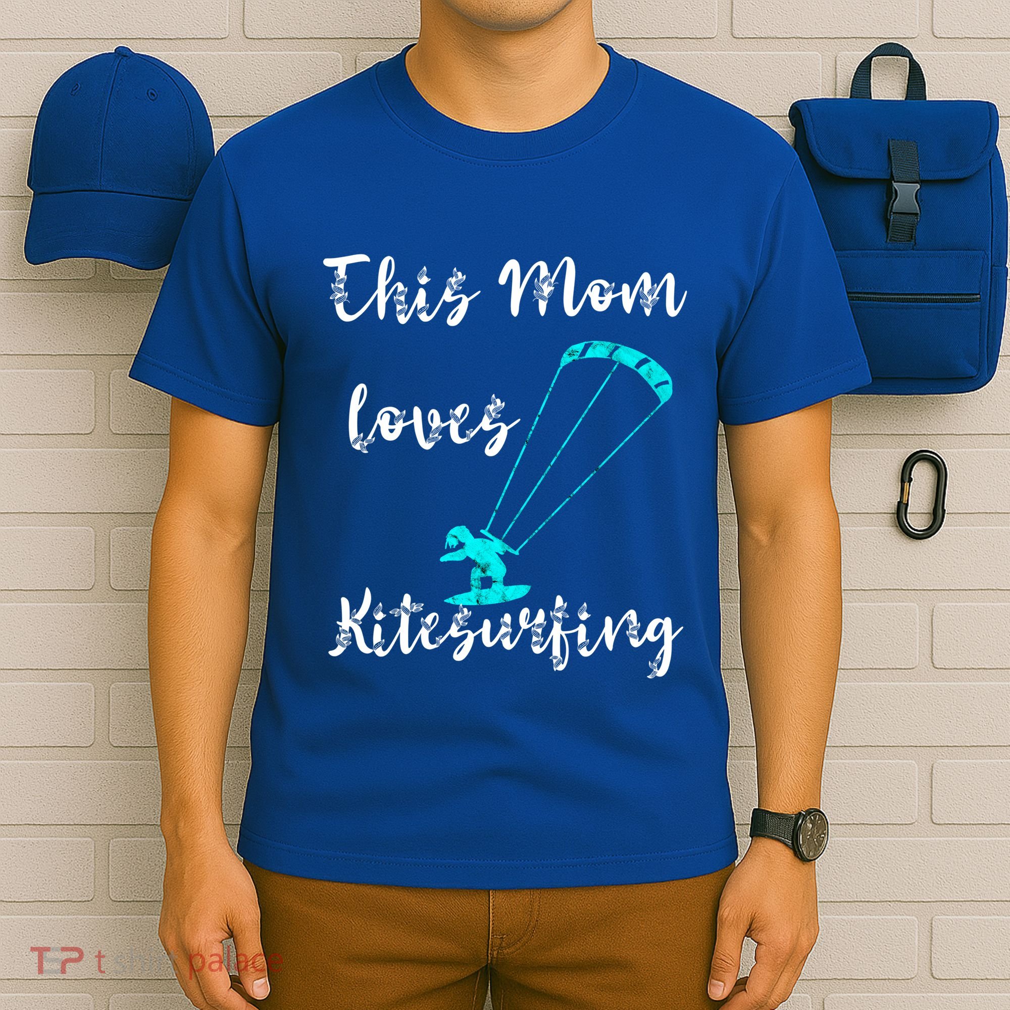 This Mom Loves Kitesurfing Kite Surfing Kiteboard Kitesurfer Meaningful Gift T-Shirt