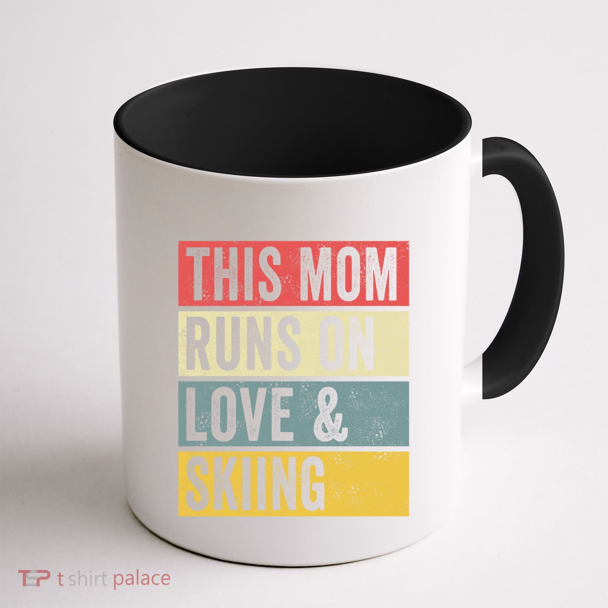 This Mom Runs On Love And Skiing Skier Snow Jet Ski Cool Gift Coffee Mug