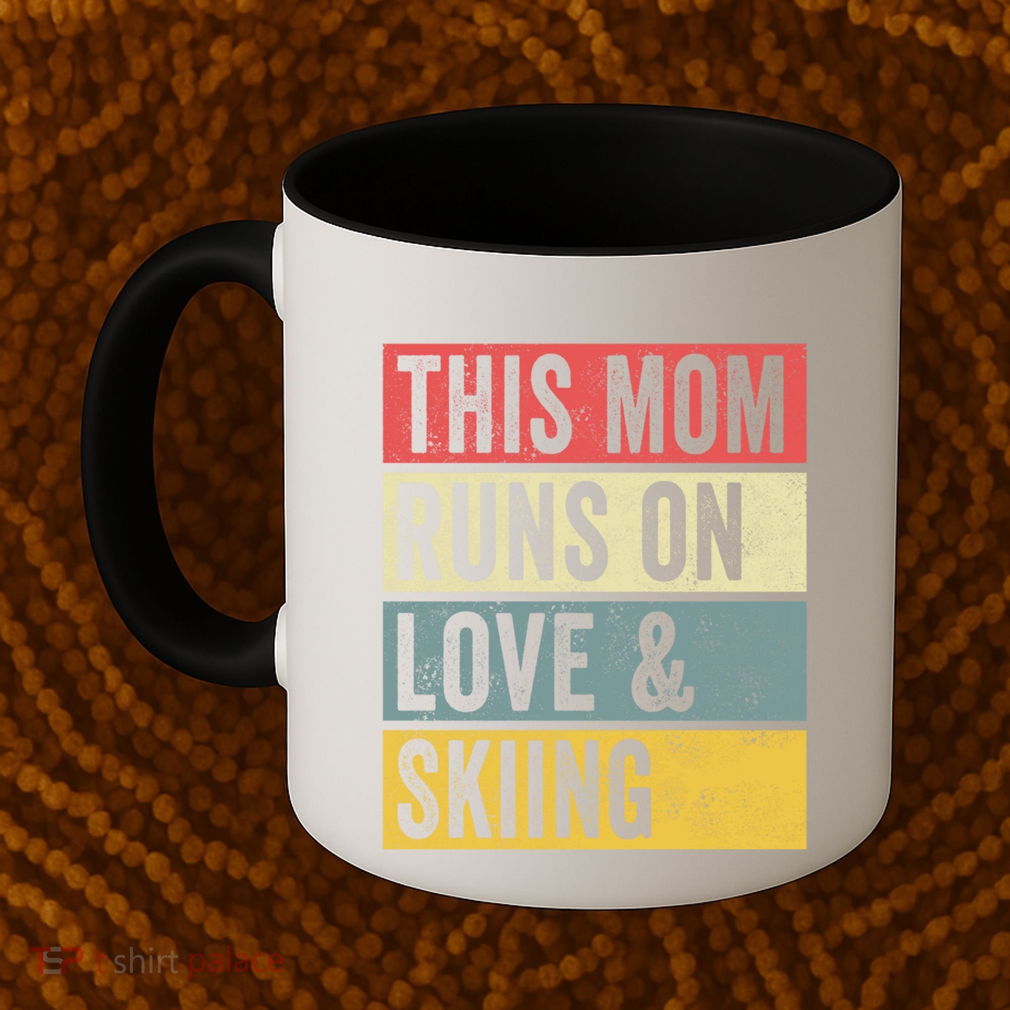 This Mom Runs On Love And Skiing Skier Snow Jet Ski Cool Gift Coffee Mug