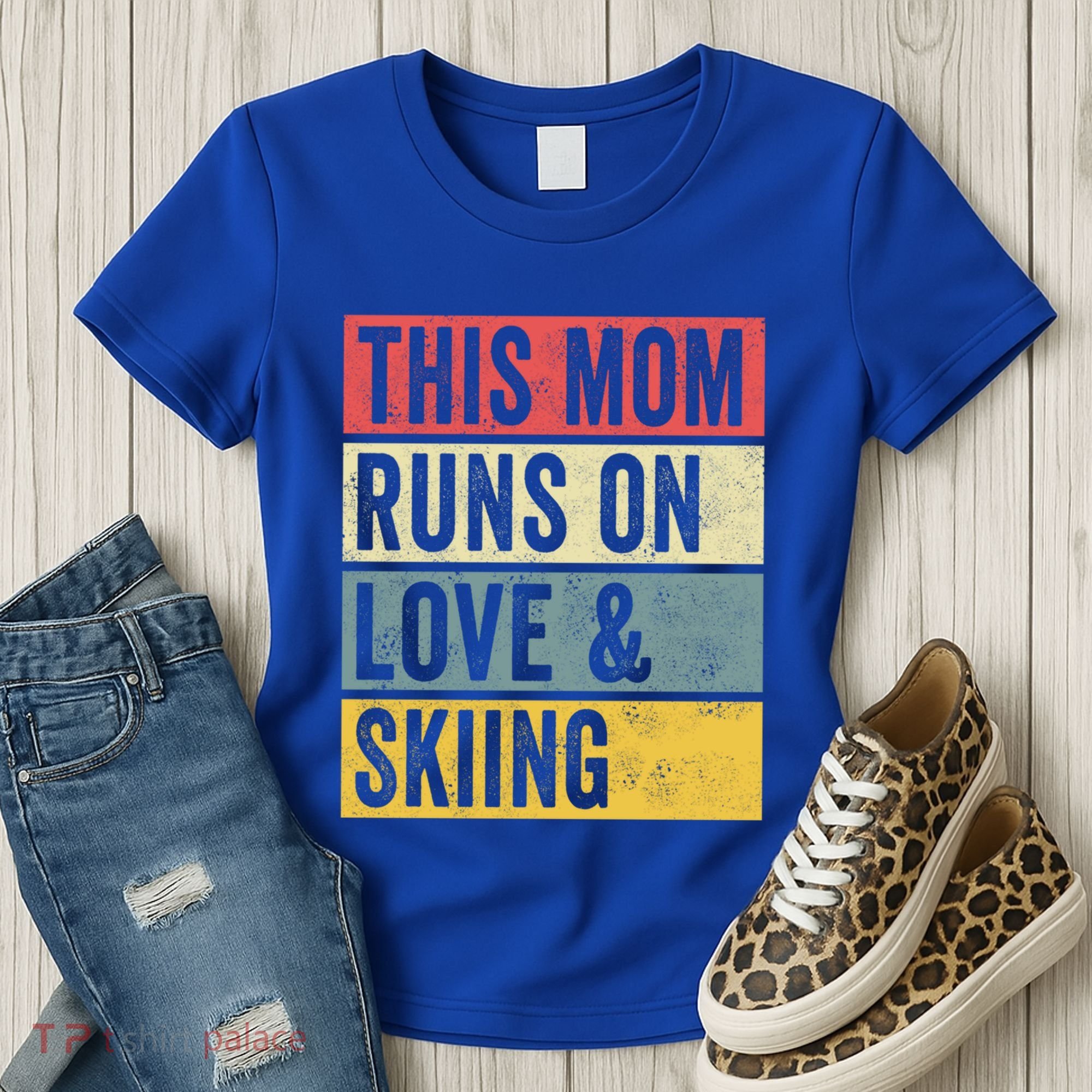 This Mom Runs On Love And Skiing Skier Snow Jet Ski Cool Gift Women's T-Shirt