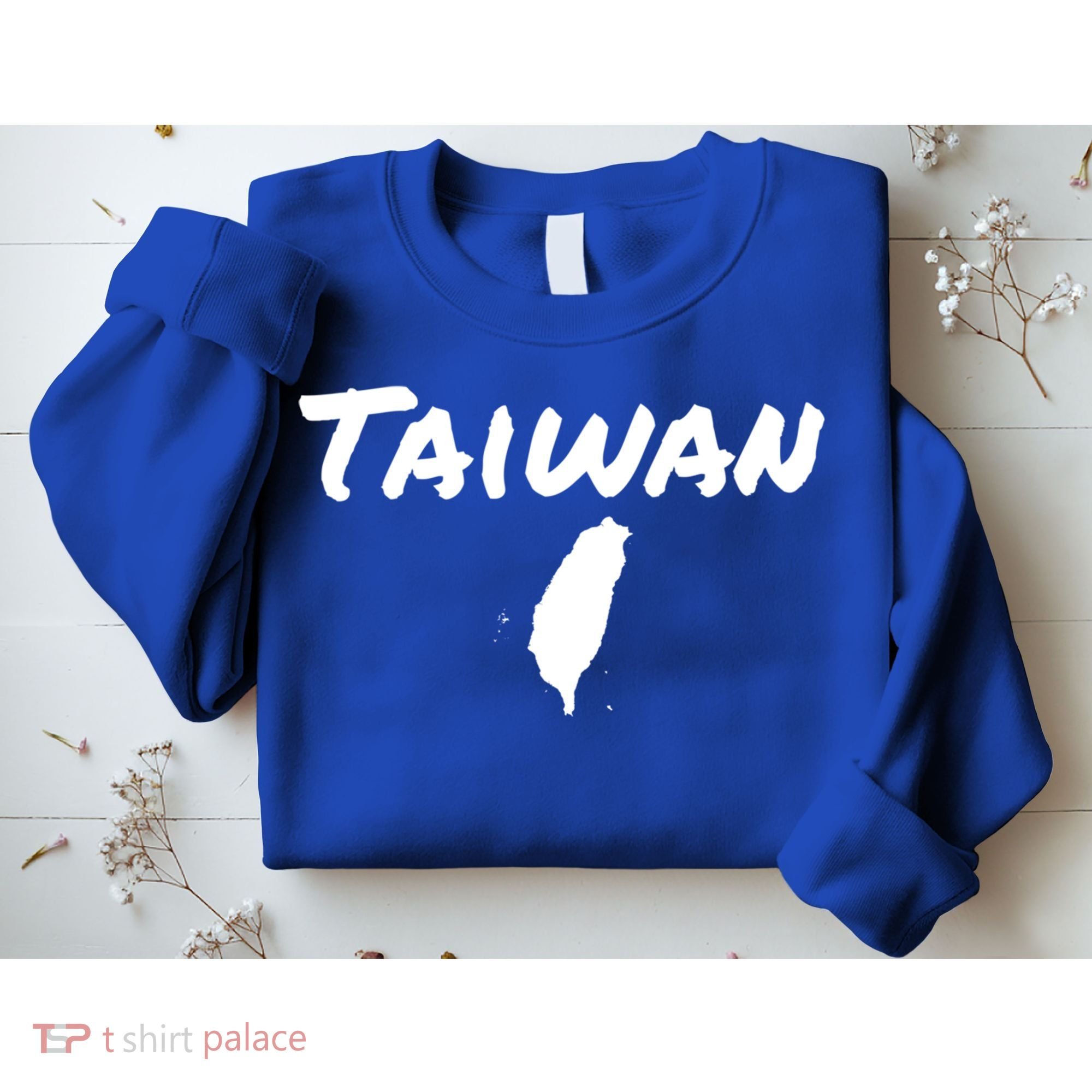 Taiwan Map Taiwanese Gift Sweatshirt