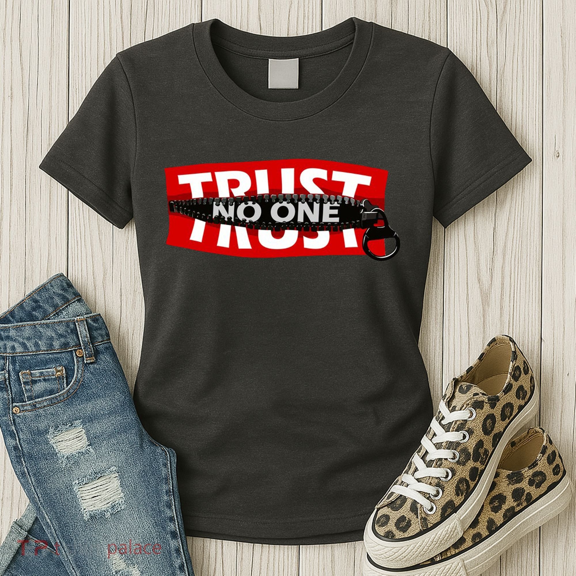 Trust No One Graphic Women's T-Shirt