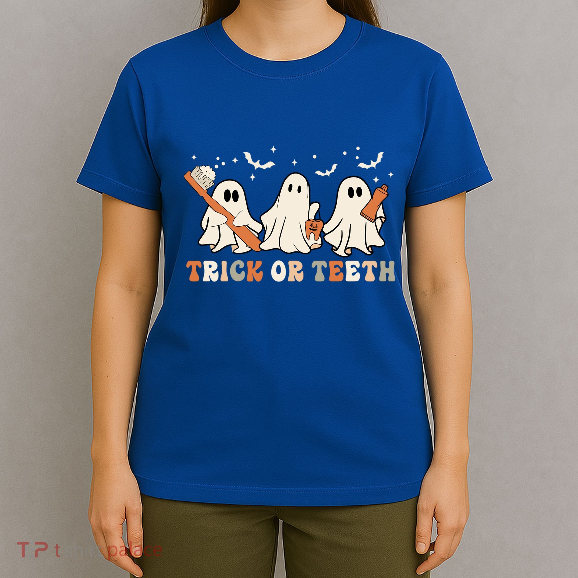 Trick Or Teeth Toothbrush Funny Boo Retro Pumpkin Halloween Gift T-Shirt