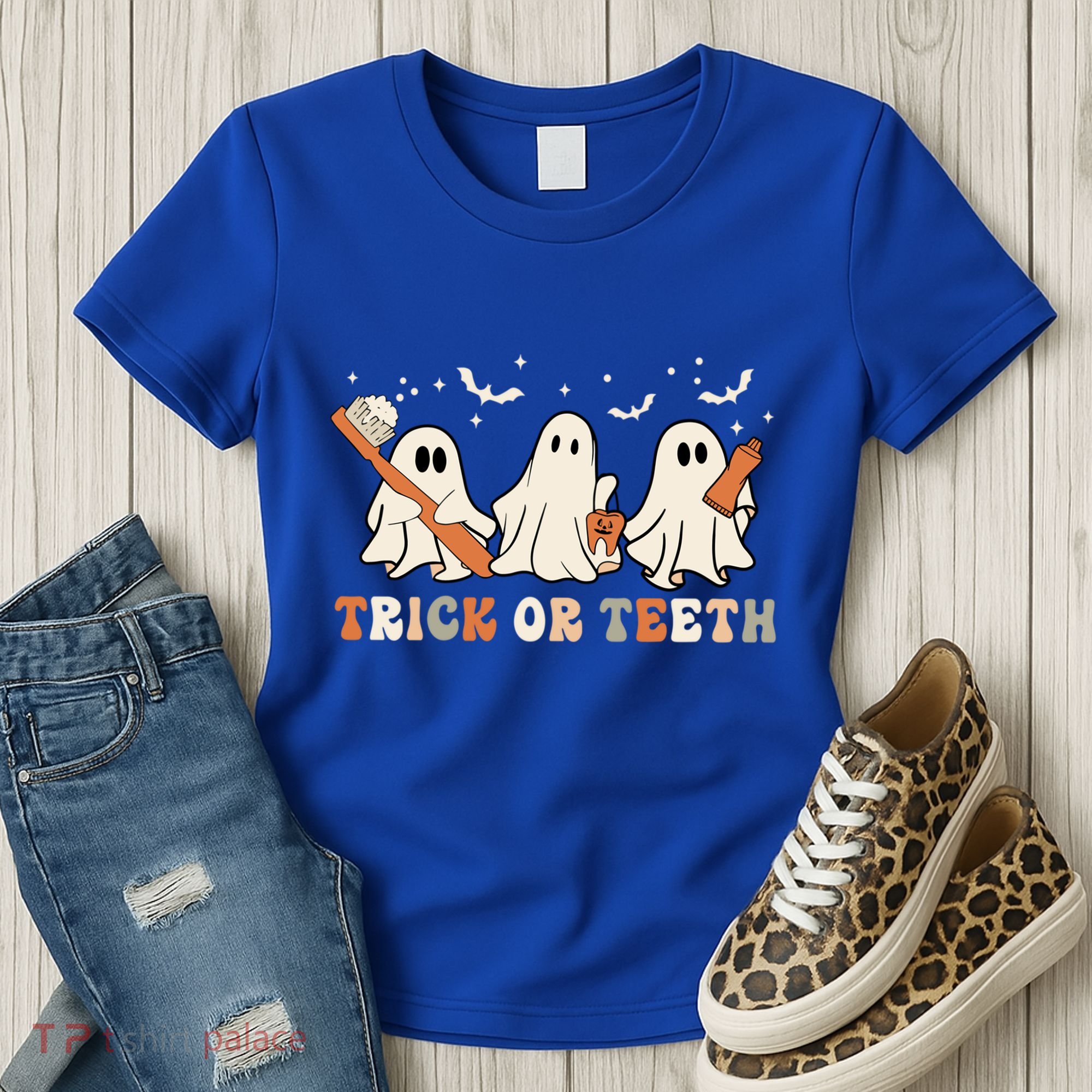 Trick Or Teeth Toothbrush Funny Boo Retro Pumpkin Halloween Gift Women's T-Shirt