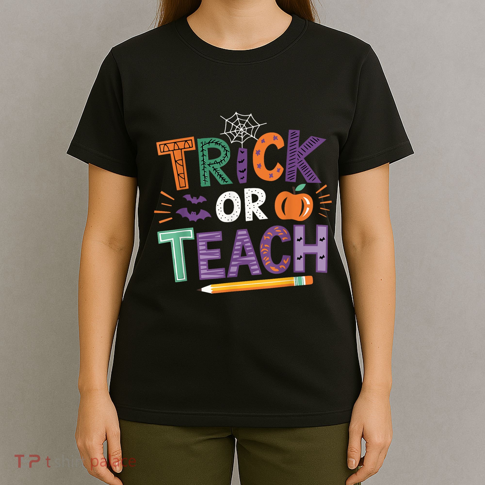 Trick Or Teach Halloween Retro Pumpkin Teacher T-Shirt