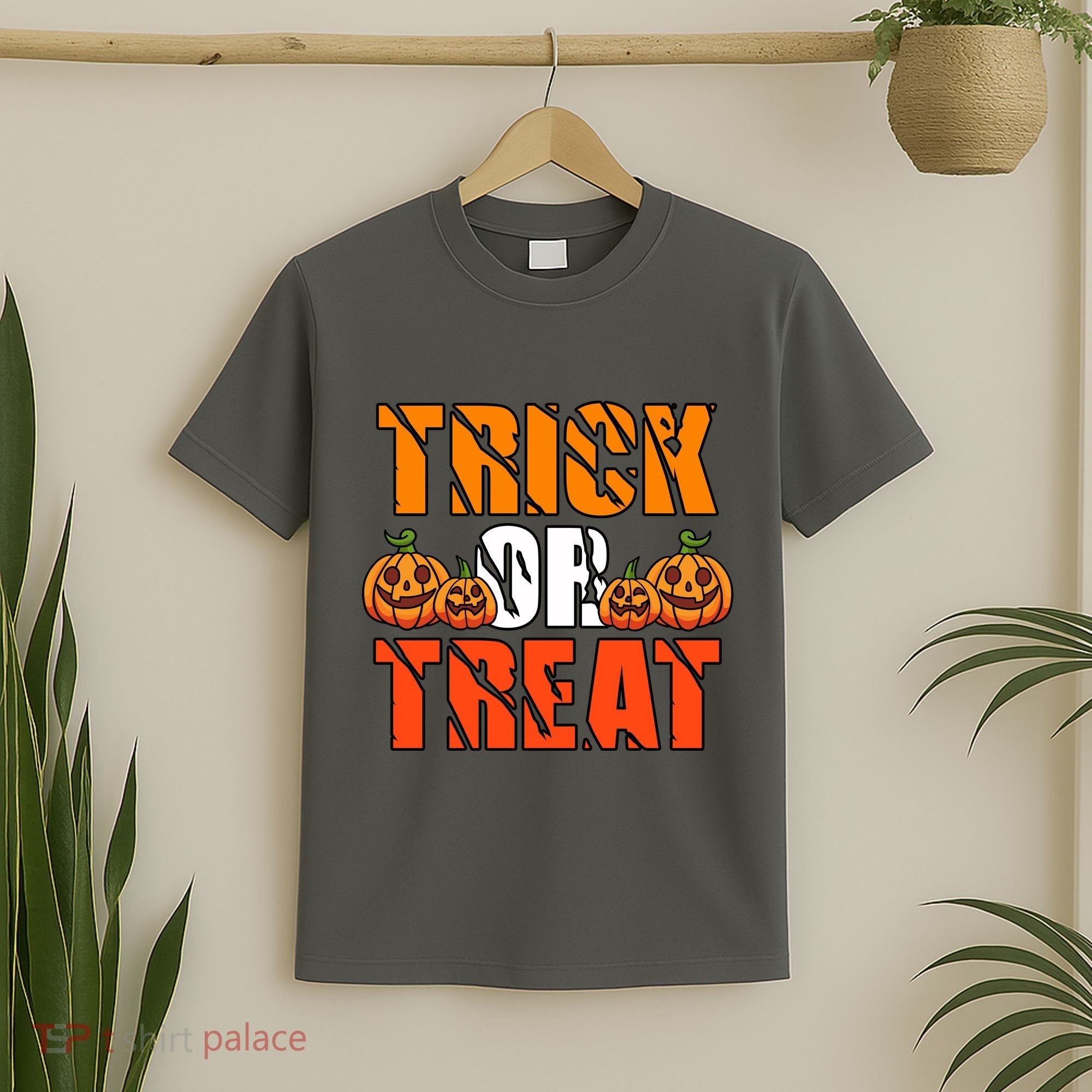Trick Or Treat Halloween Festive Pumpkin T-Shirt