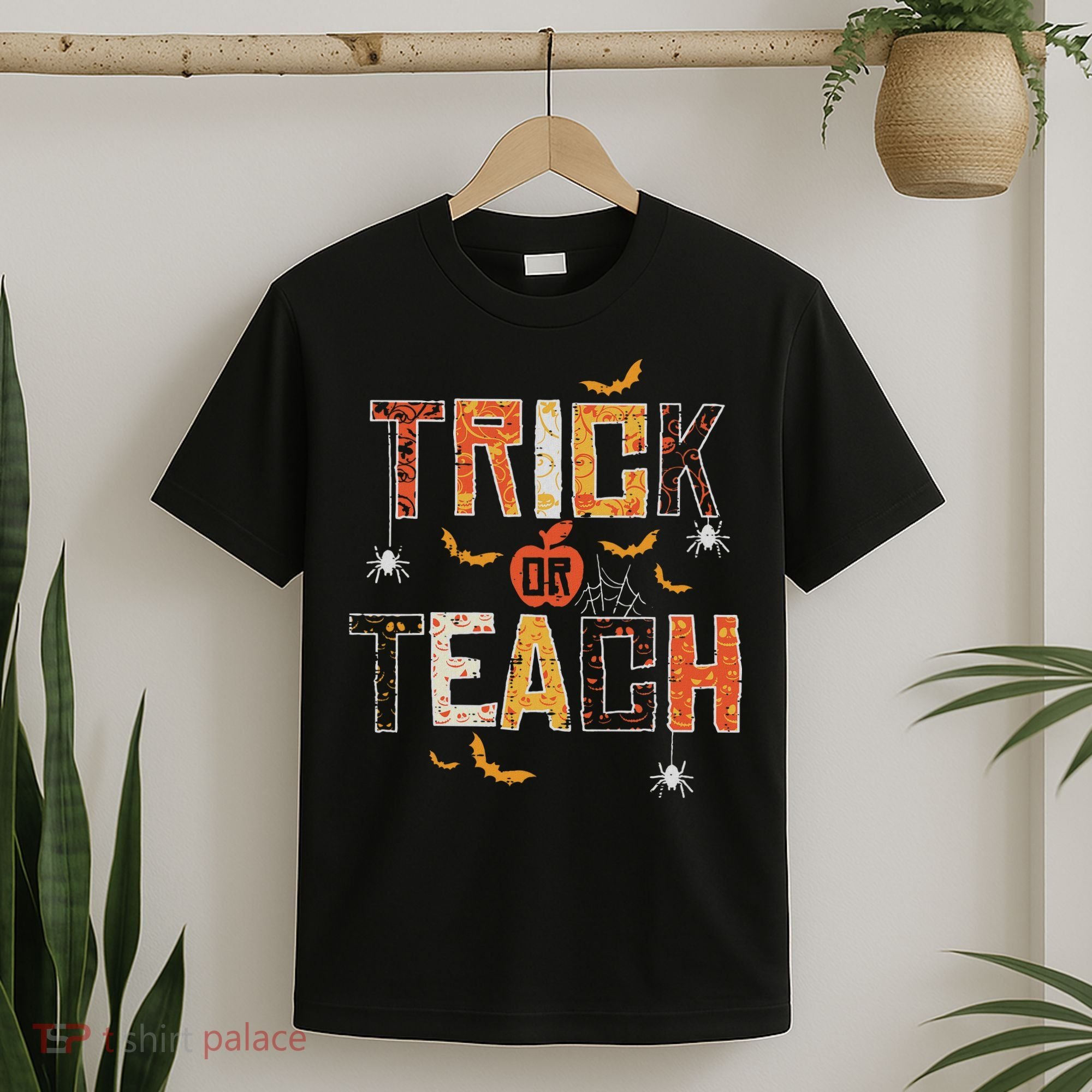 Trick Or Teach Retro Halloween Teacher Women Costume T-Shirt