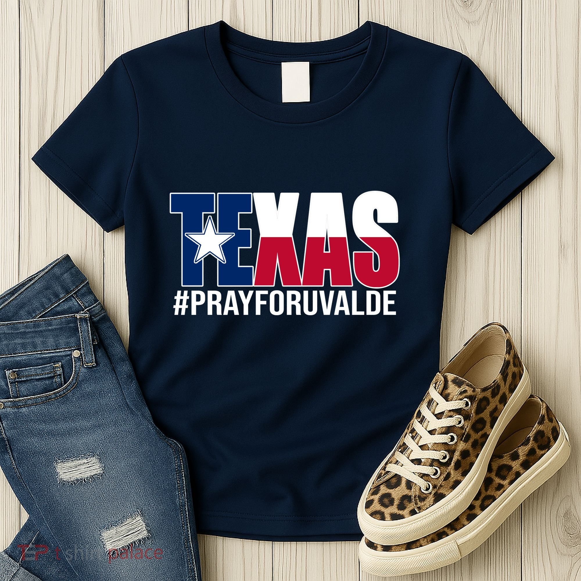 Texas Pray For Uvalde Tribute Women's T-Shirt