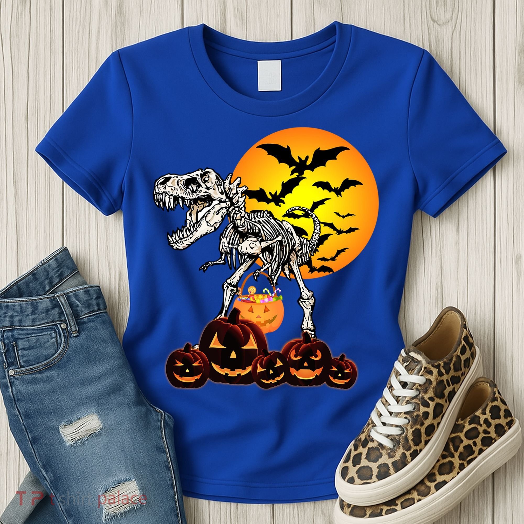 T Rex Dinosaur Skeleton Scary Halloween Pumpkin Gift Women's T-Shirt
