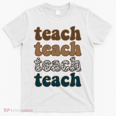 Teach Retro Gift For Teacher T-Shirt