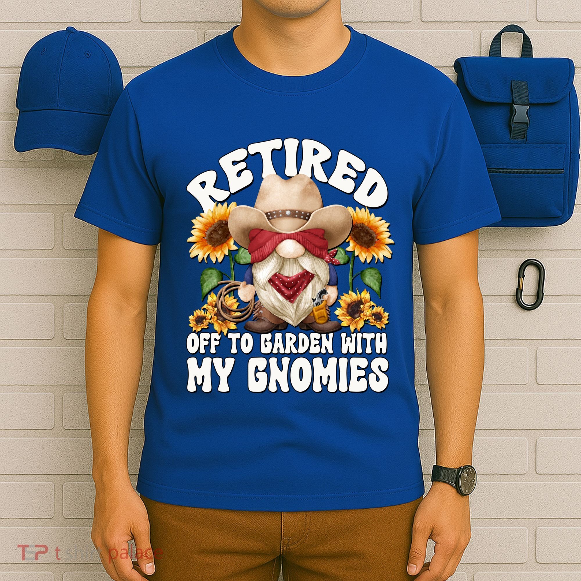 Texas Retiret Gnome Dad For Cow Lover Retired Grandpa Gift T-Shirt