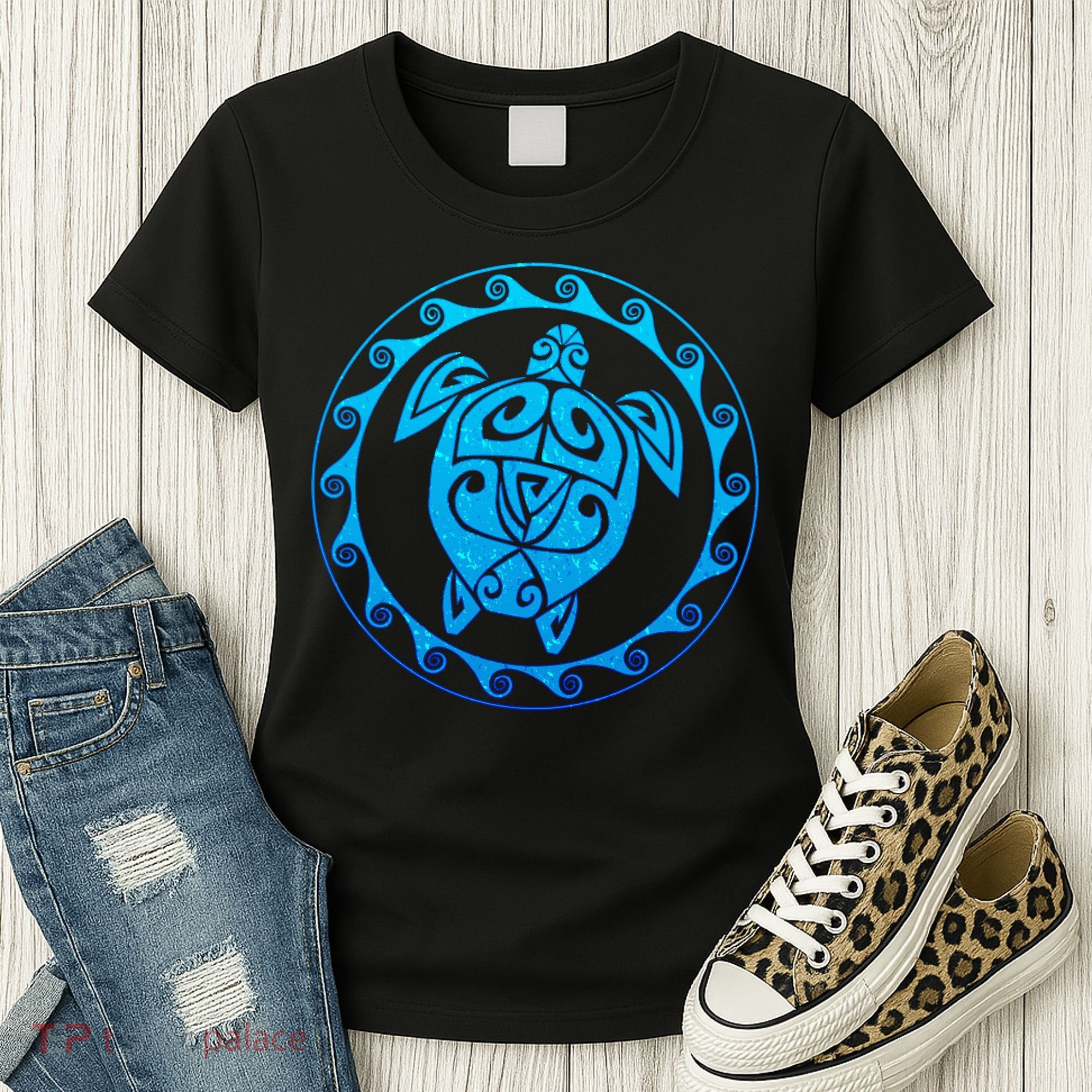 Tribal Sea Turtle Women's T-Shirt