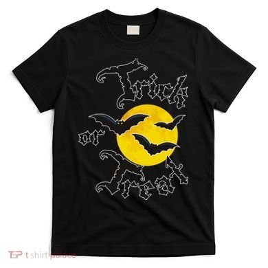 Trick Or Treat Bats Halloween T-Shirt
