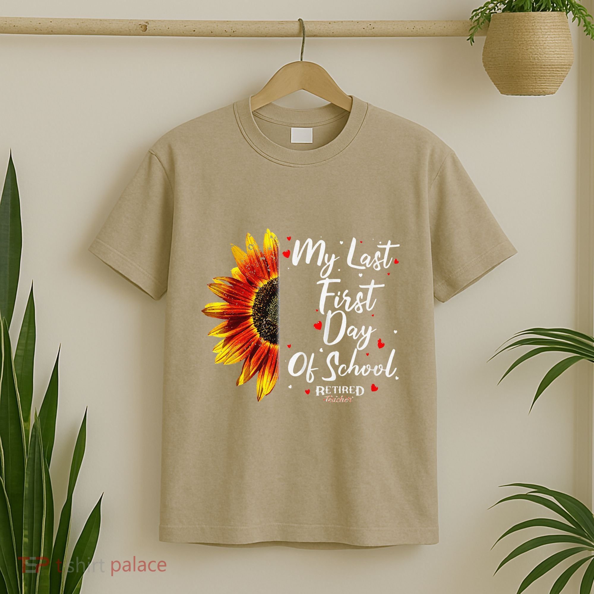 Teachers Retirement My Last First Day Of School Funny T-Shirt