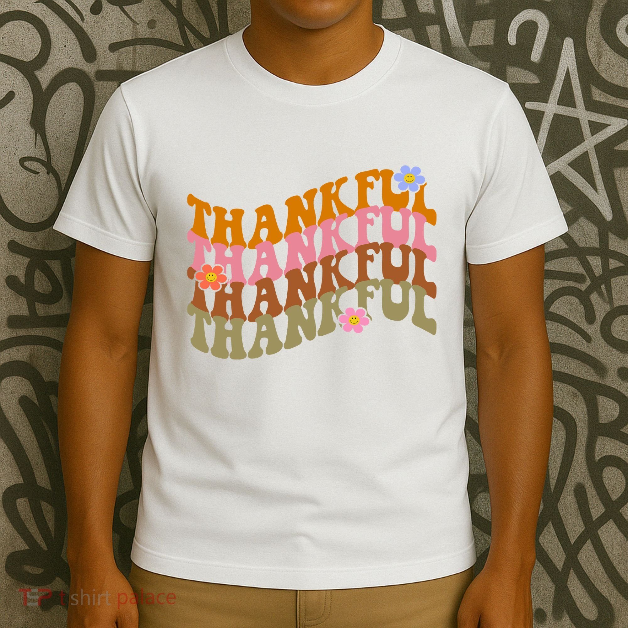 Thankful Retro Sunflower Cute Gift T-Shirt