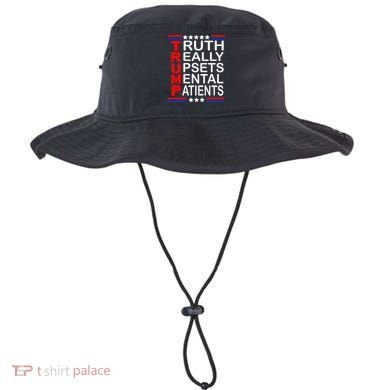 Trump Really Upsets Mental Patients Bucket Hat