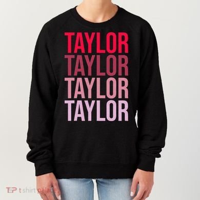 Taylor Retro Wordmark Pattern I love Taylor Women's Sweatshirt