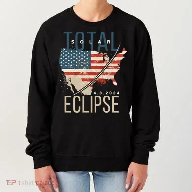 Total Solar Eclipse Women's Sweatshirt