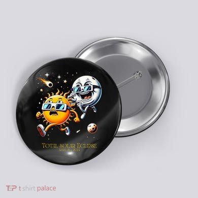 Total solar Eclipse 842024 Sun Flees Moon Eclipse Chase Button