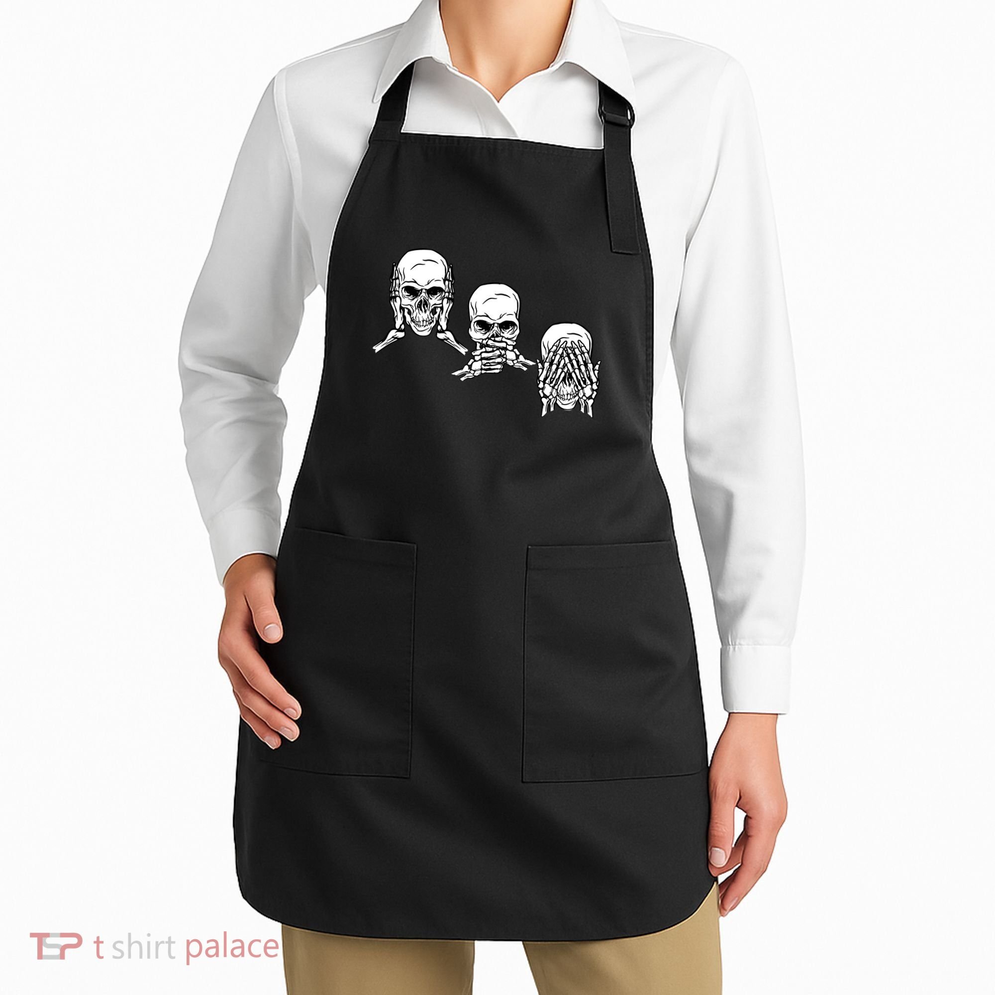 Three Skulls Head Apron