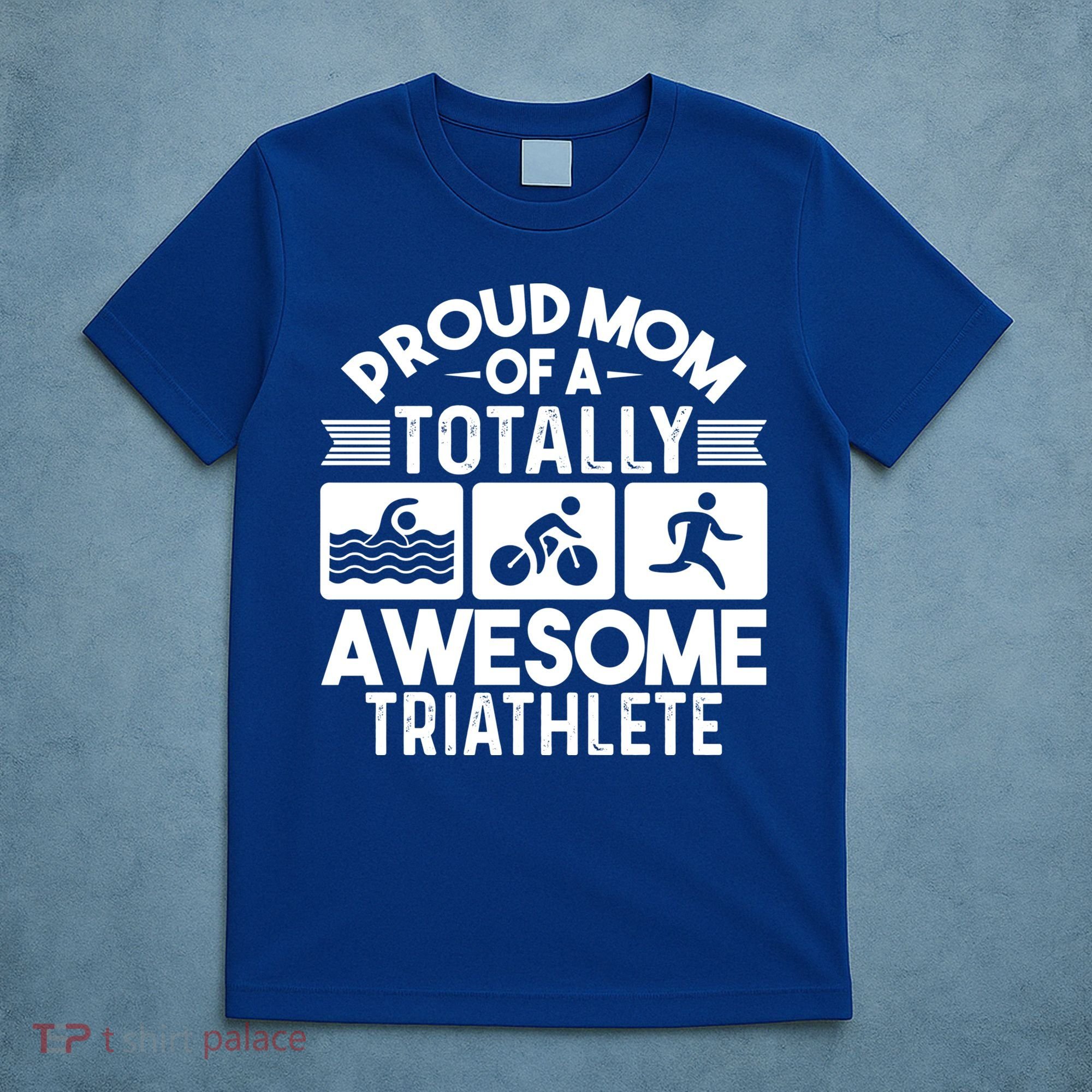 Triathlete Supporter Mom Gift Triathlon Run Swim Bike Cycle Gift T-Shirt