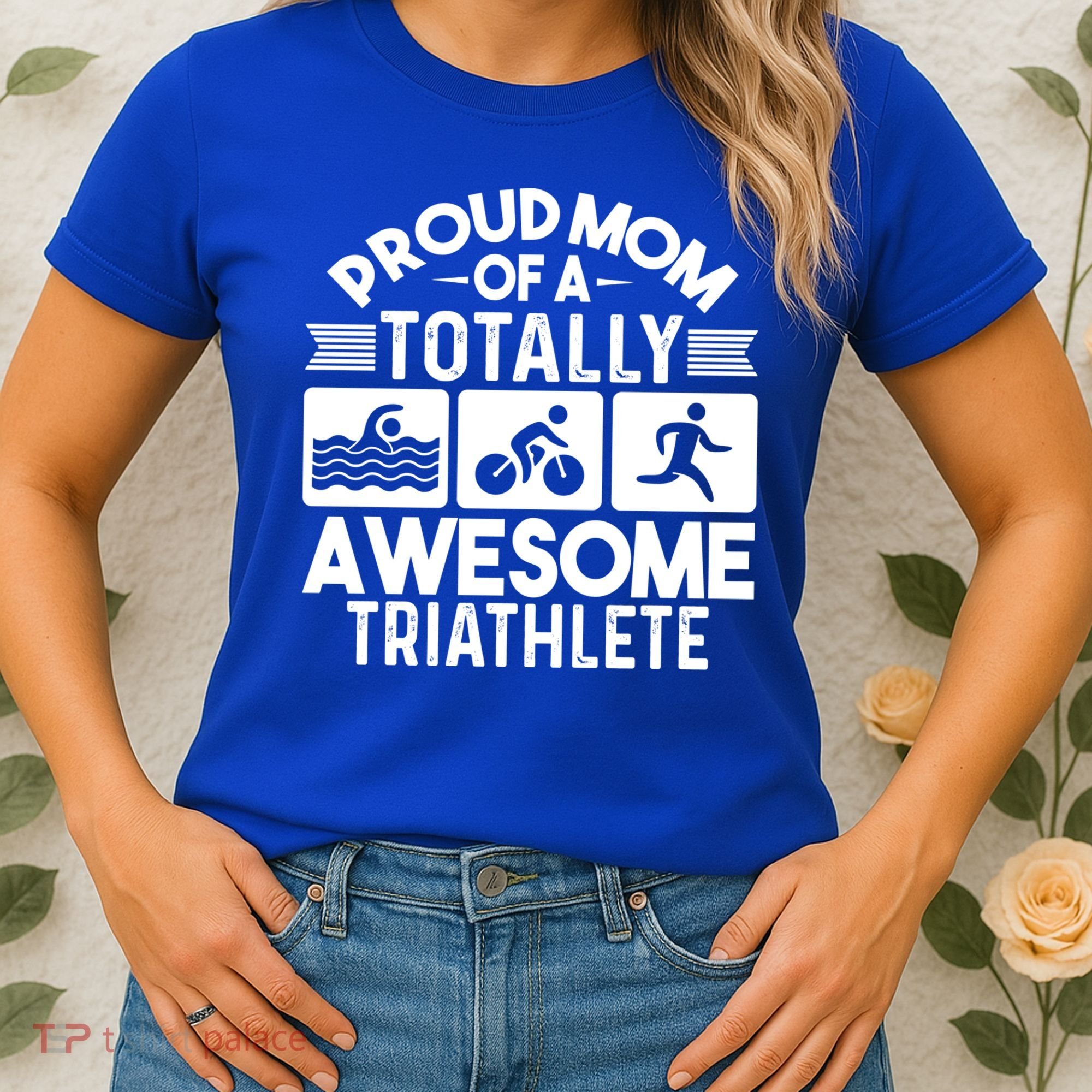 Triathlete Supporter Mom Gift Triathlon Run Swim Bike Cycle Gift Women's T-Shirt