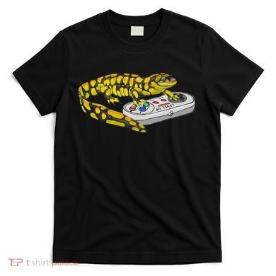 Tiger Salamander Playing Video Game Salamanders Gamers T-Shirt