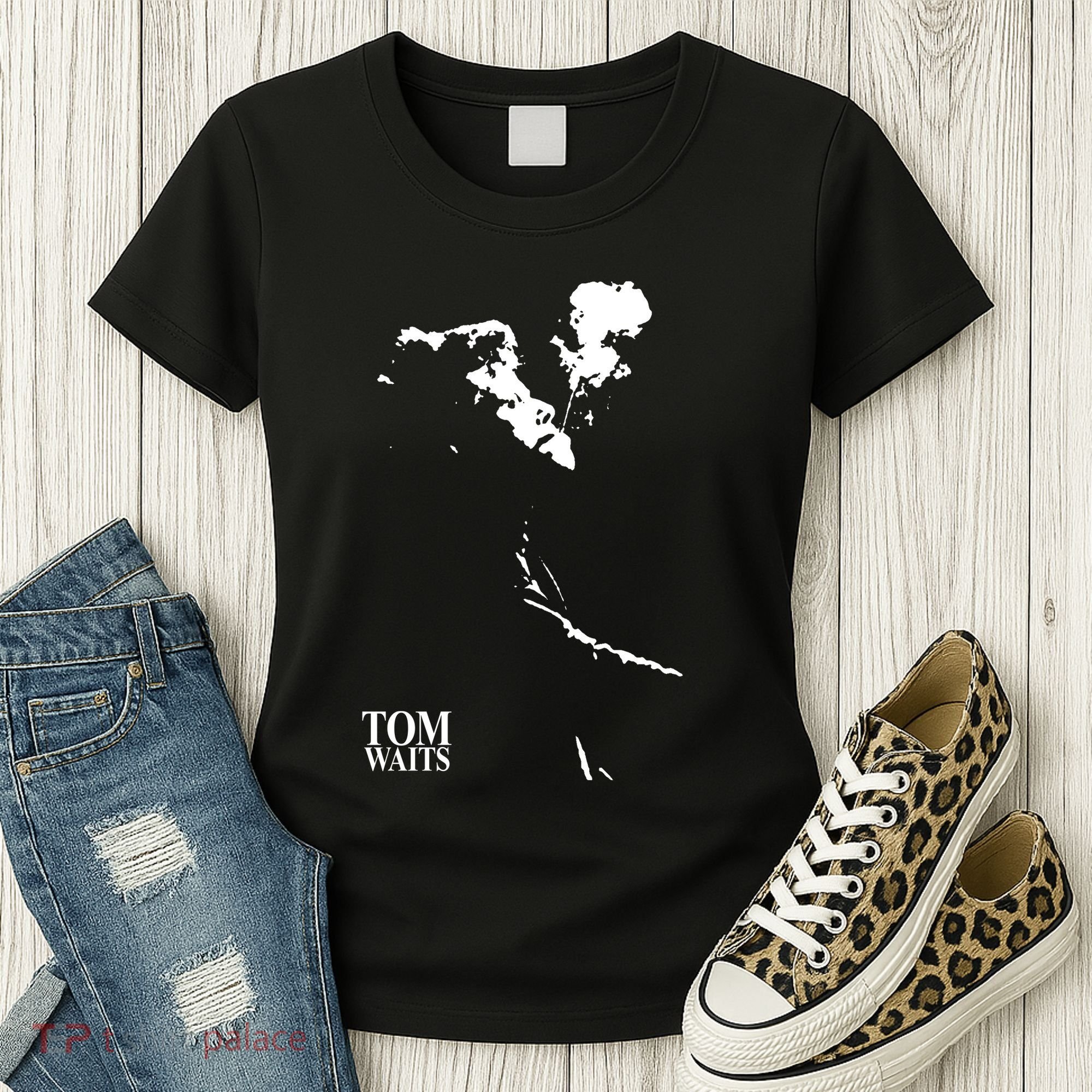 The Smokers Tom Women's T-Shirt