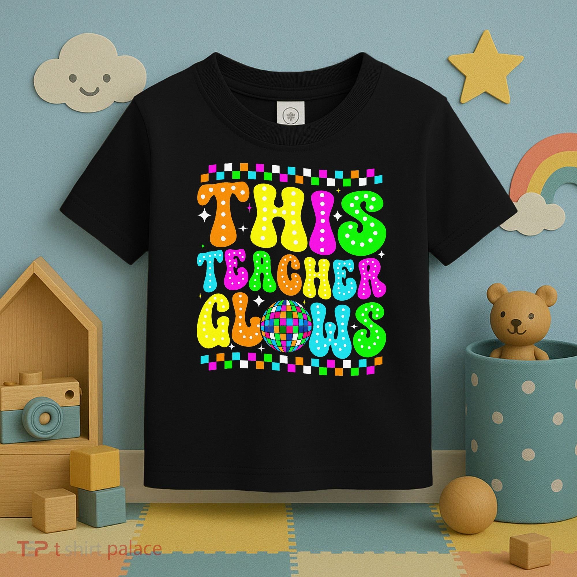 This Teacher 80s 90s Teacherss Day Glows Last Day Of School Toddler T-Shirt