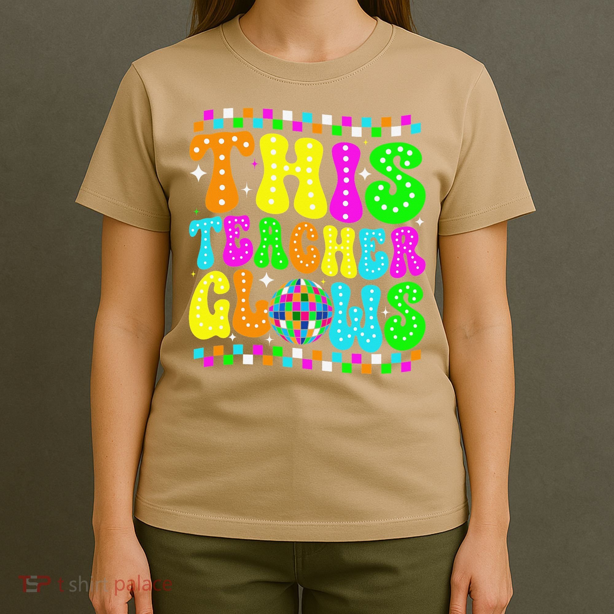 This Teacher 80s 90s Teacherss Day Glows Last Day Of School T-Shirt