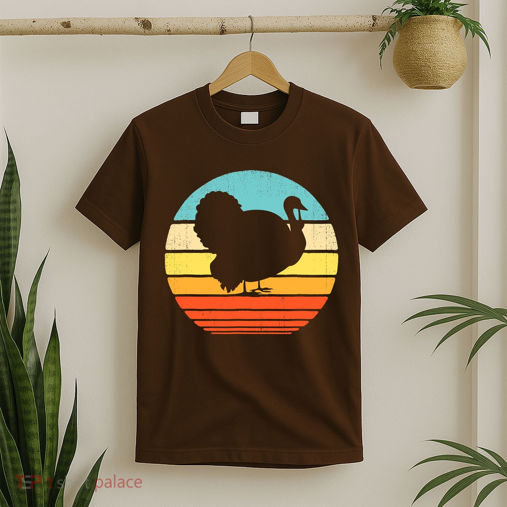 Turkey Vintage Retro Happy Thanksgiving  T-Shirt