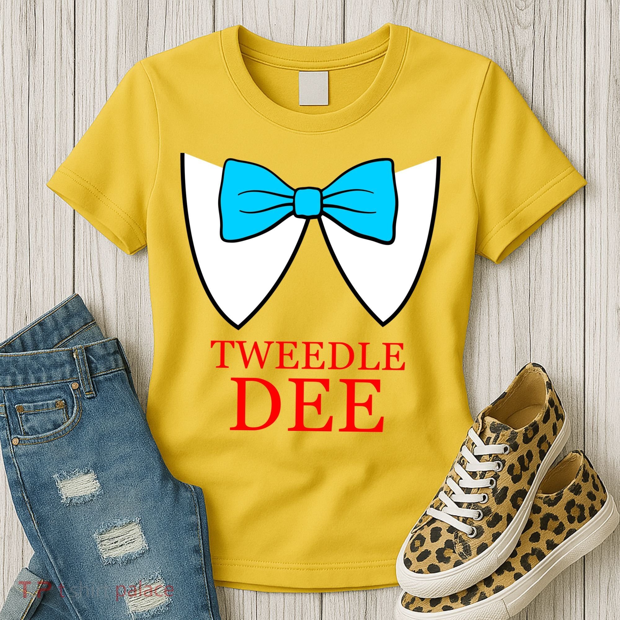 Tweedle Dee Costume Women's T-Shirt