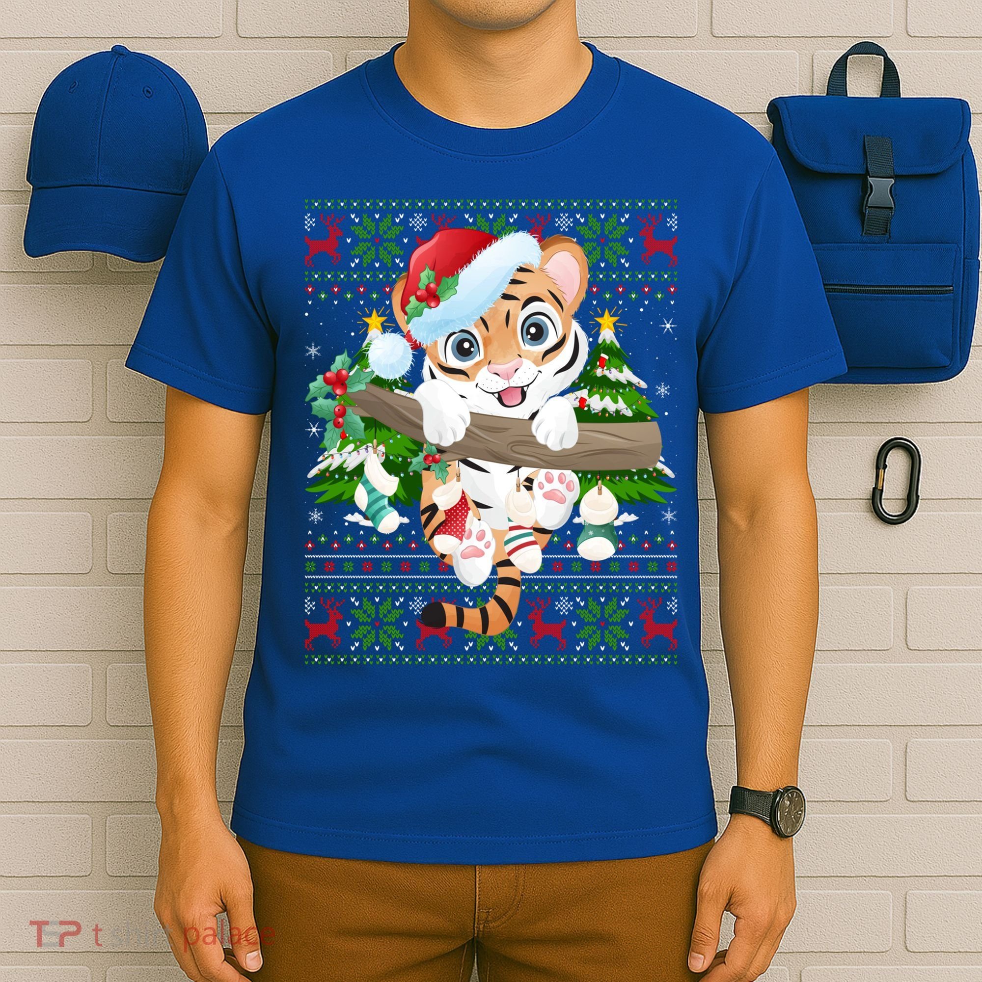 Tiger Xmas Style Ugly Santa Tiger Christmas Gift T-Shirt