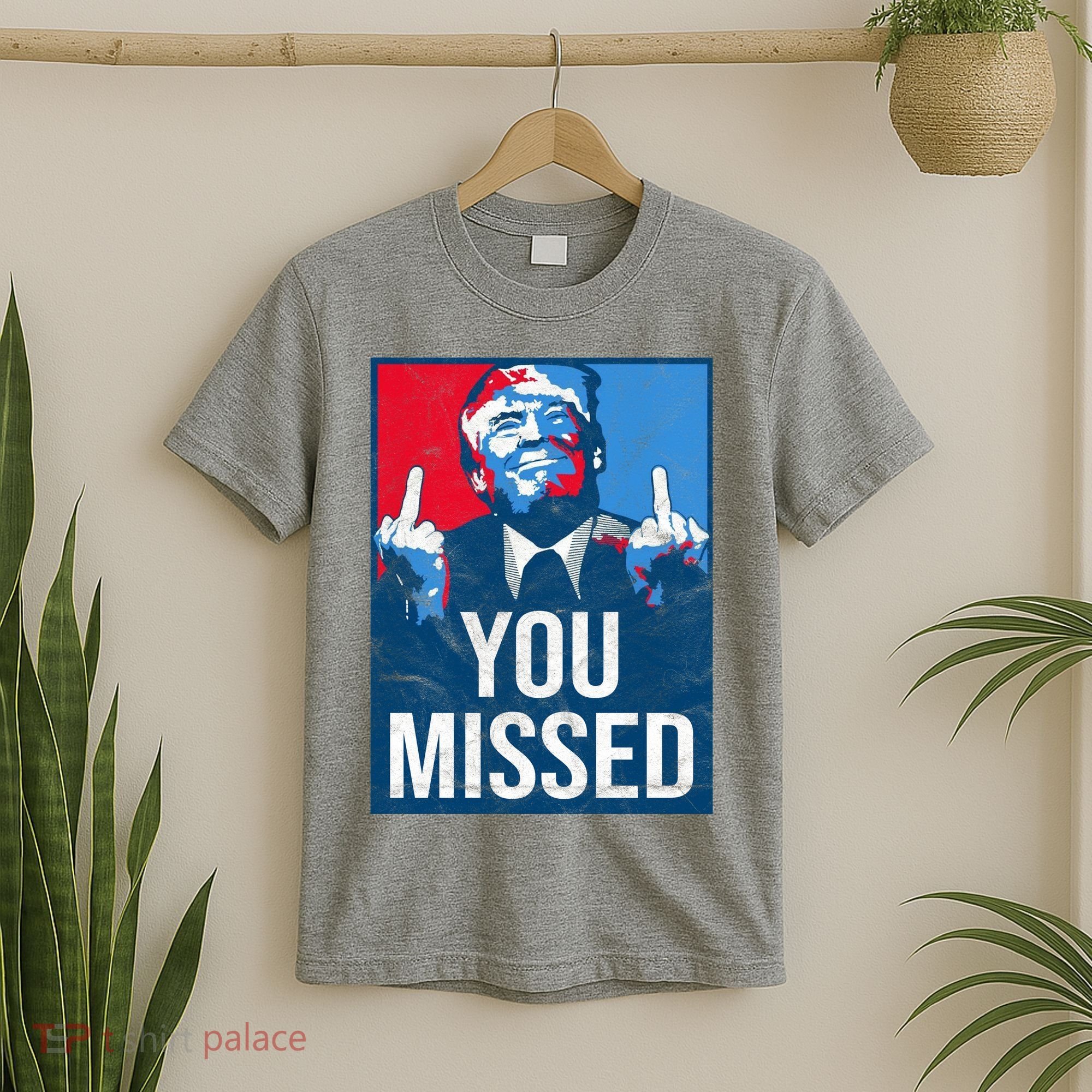 Trump You Missed Shooting Assassination Attempt Middle Finger Usa Patrioti T-Shirt