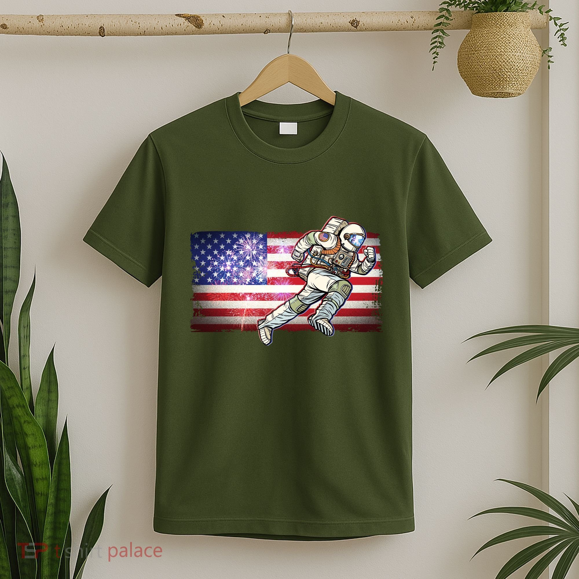 USA American Flag 4th Of July Fireworks Astronaut T-Shirt