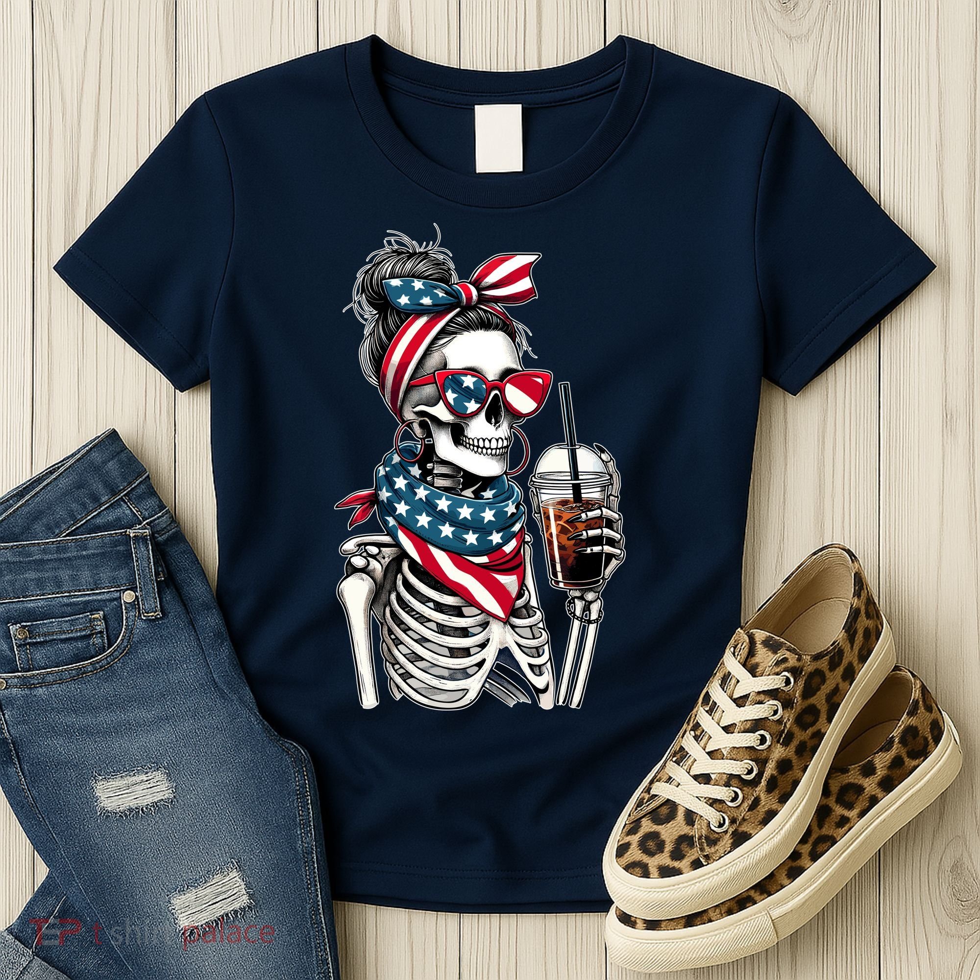 USA America Flag Skeleton Lady Coffee Lover Women's T-Shirt