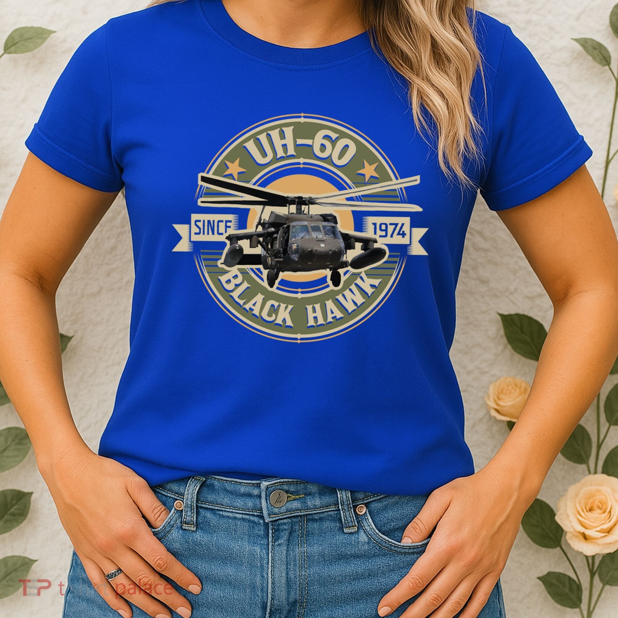 Uhgift60 Blackhawk Gift Assault Helicopter Pilot Aviation Gift Women's T-Shirt