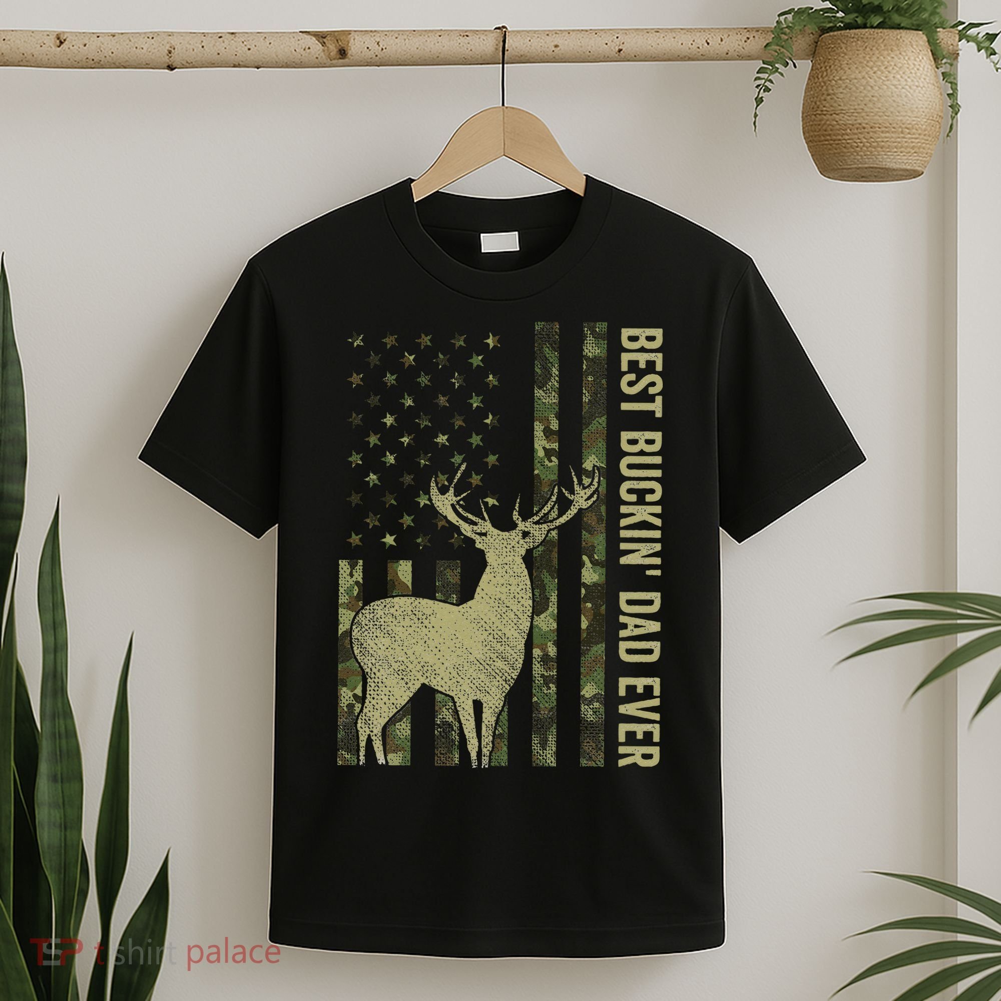 USA Camo Flag Best Buckin Dad Ever Deer Hunting Fathers Day T-Shirt