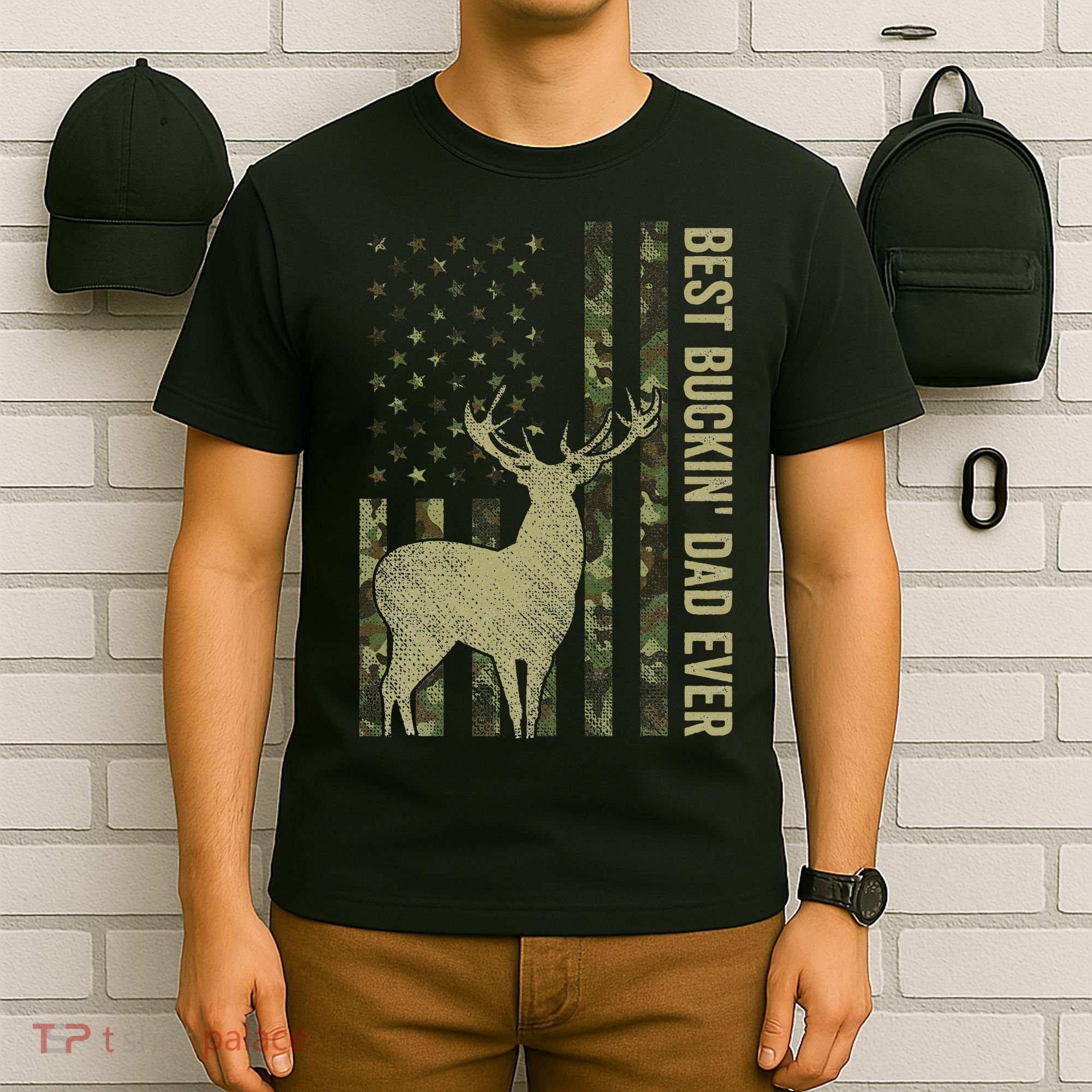USA Camo Flag Best Buckin Dad Ever Deer Hunting Fathers Day T-Shirt